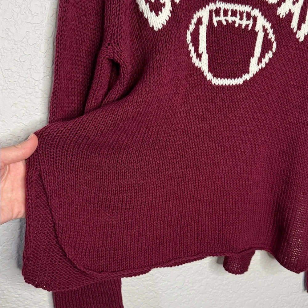 Wooden Ships Chic Game Day Maroon Knit Sweater S/M NFL College Football Team - Picture 6 of 9